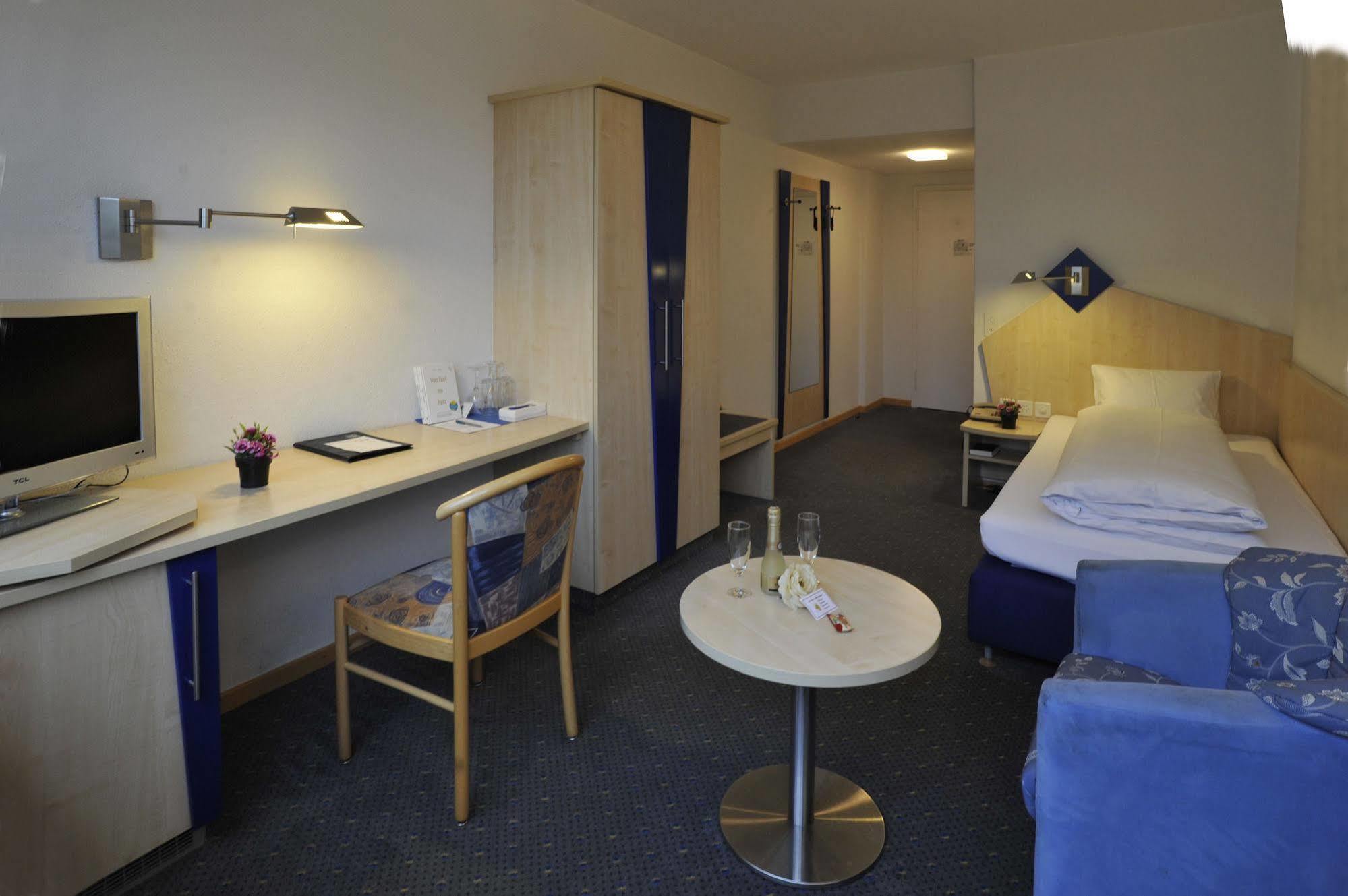 Hotel Blumenstein Self-Check In Frauenfeld Eksteriør billede